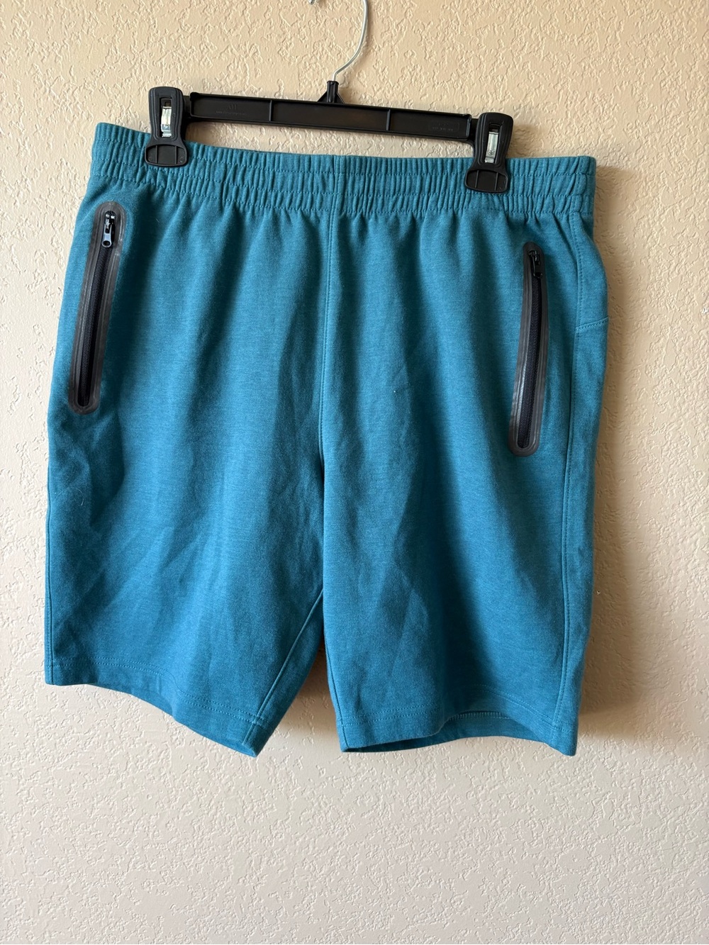 Old Navy Active Men's Dynamic Fleece Shorts Blue Size Med Zip Pockets